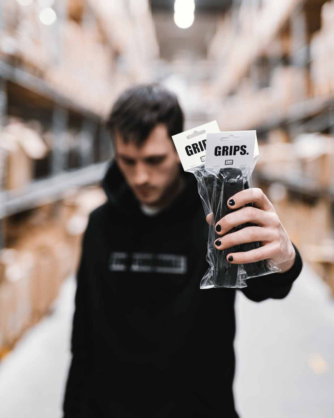 MONSTER2 GRIP BLACK