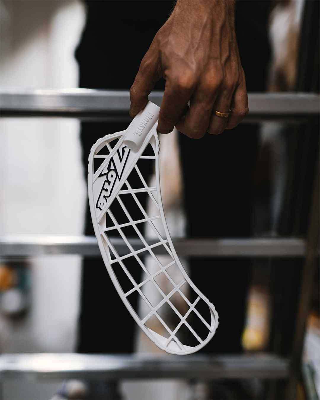 BLADE MONSTR WHITE (PP)