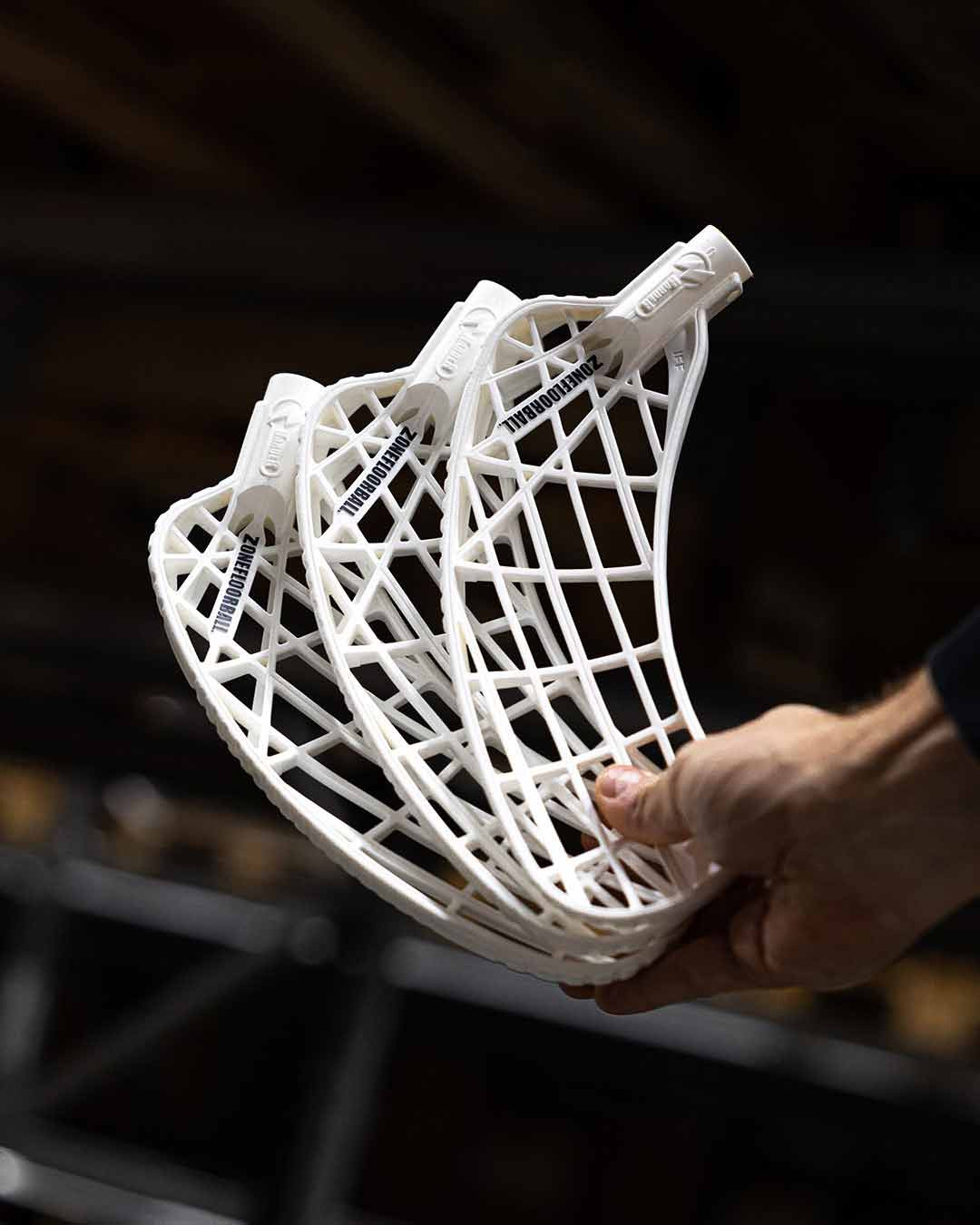 BLADE HARDER WHITE (PE)