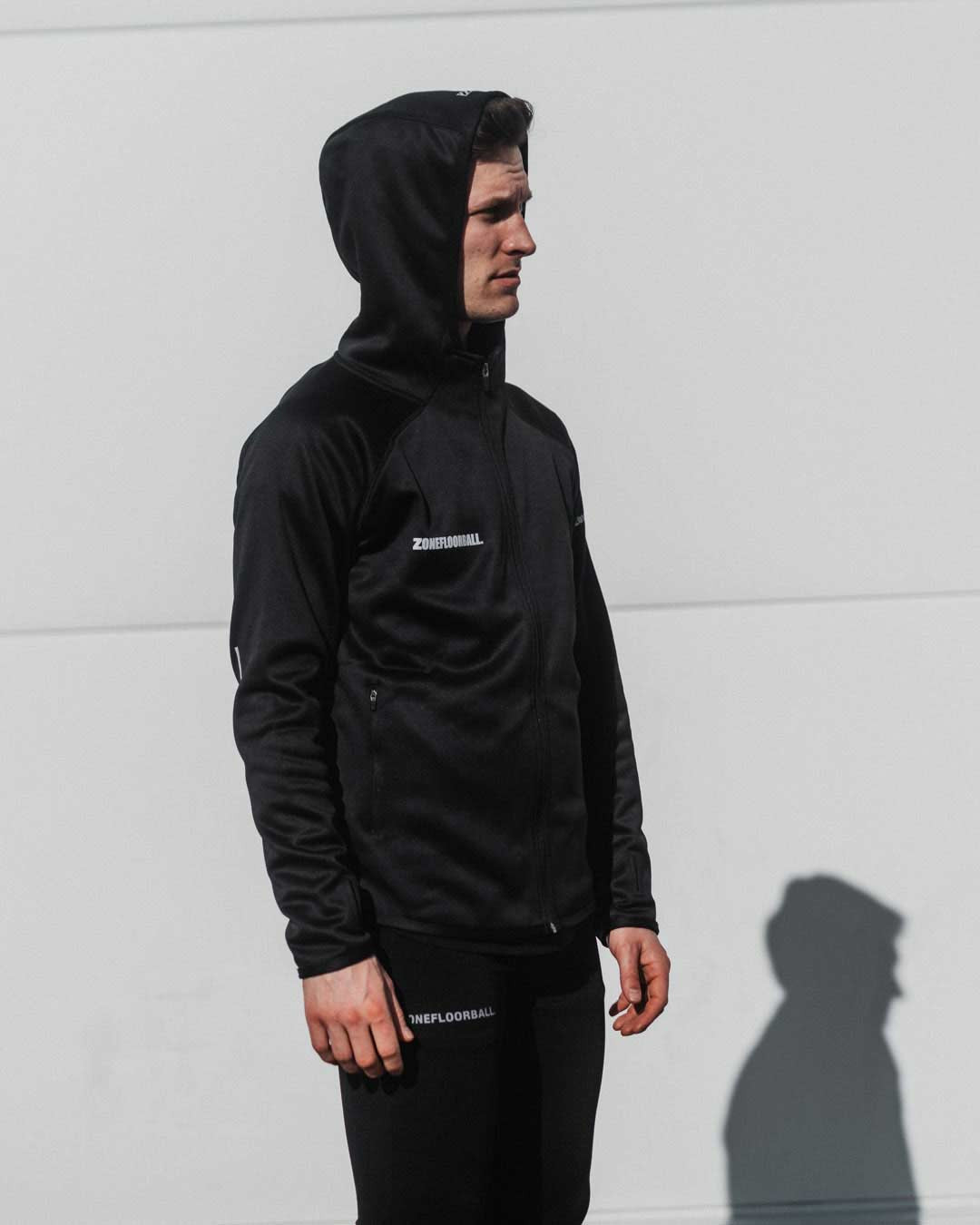 HOOD ZIP MODERN