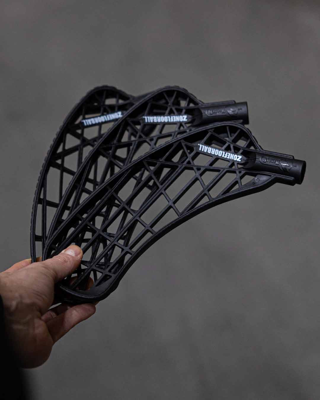 BLADE HARDER BLACK (PP)